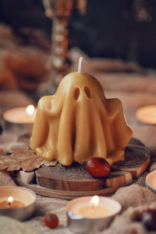 Cute friendly ghost decorations in a Halloween decorated room