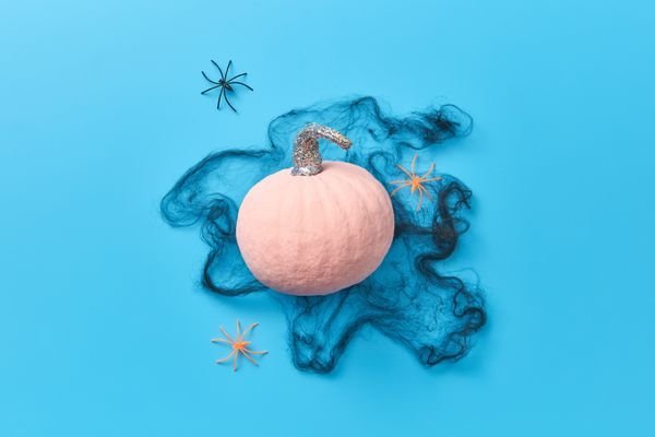 Quick last minute indoor Halloween decoration touches